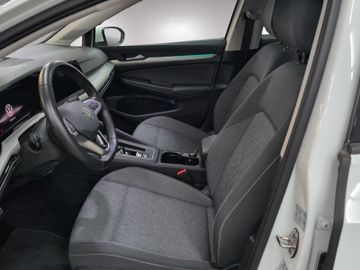 Volkswagen Golf - 6
