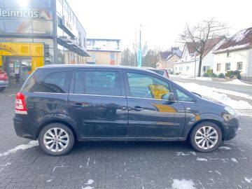 Bild 7 Opel ZAFIRA B FAMILY PLUS AHK XENON KLEINE MÄNGEL