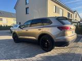 Volkswagen Touareg 3.0 V6 TDI TÜV, Bremsen , Reifen neu - gebrauchte VW Touareg aus dem Jahr 2019