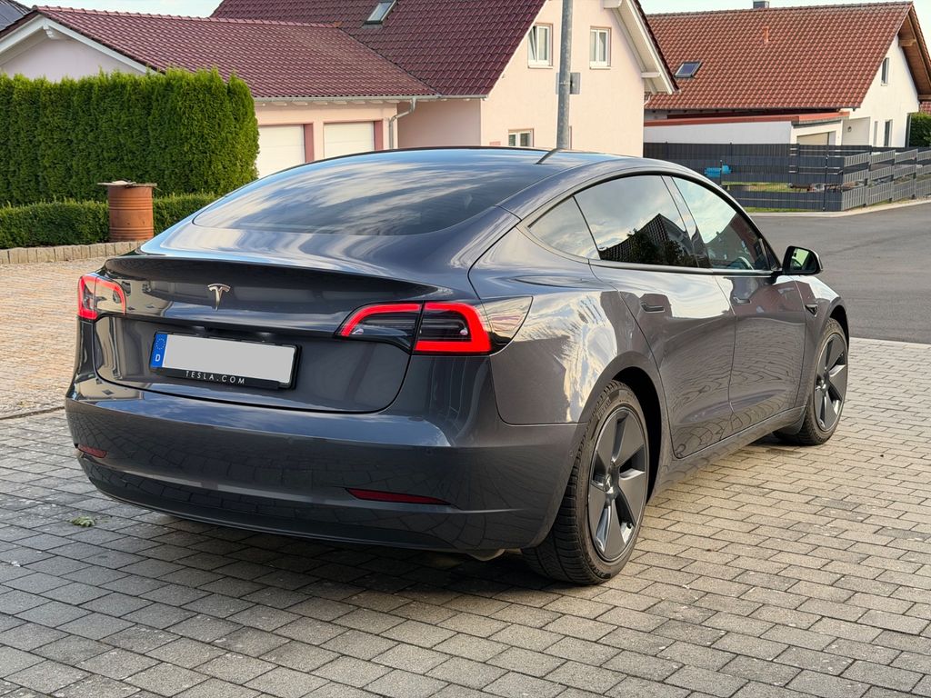 Image of Tesla Model 3