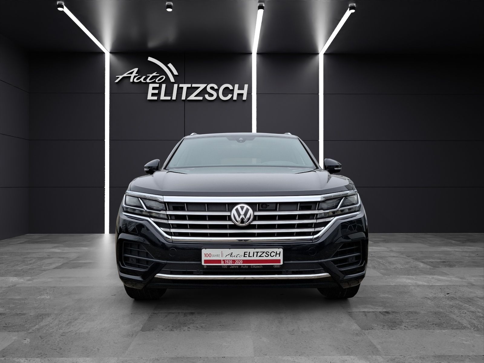 Fahrzeugabbildung Volkswagen Touareg TDI R-Line 4M MATRIX ACC 21" NACHT AHK L