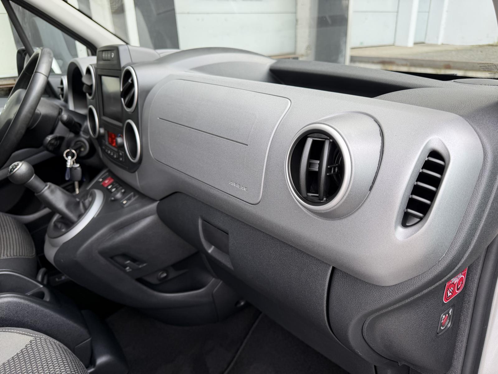 Peugeot Partner Allure Navi Kamera Tempomat Sitzheizung