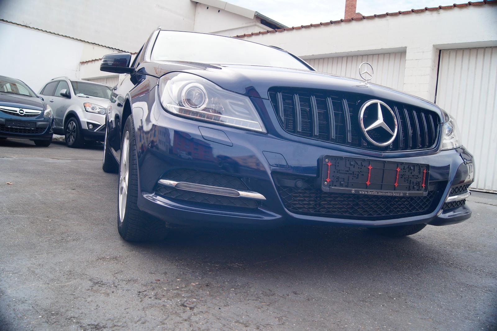 Mercedes-Benz C180 2014 — photo 10