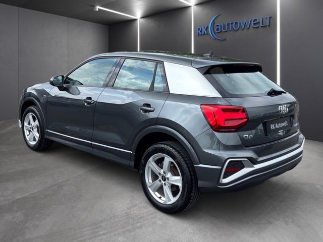 Q2 35 TFSI S line Matrix Kamera ACC CarPlay Sitz