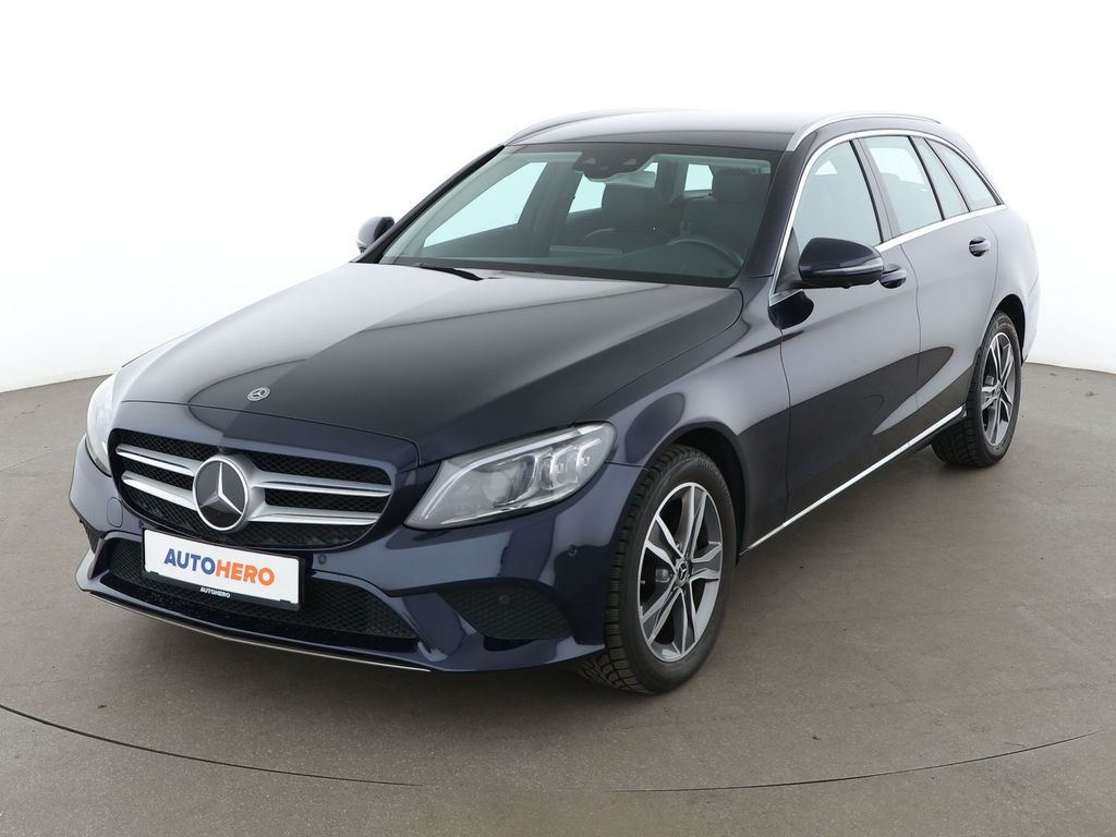 Image of Mercedes-Benz C 220