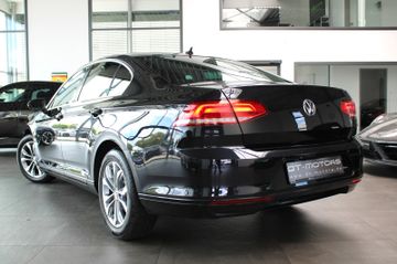 Volkswagen Passat - 5