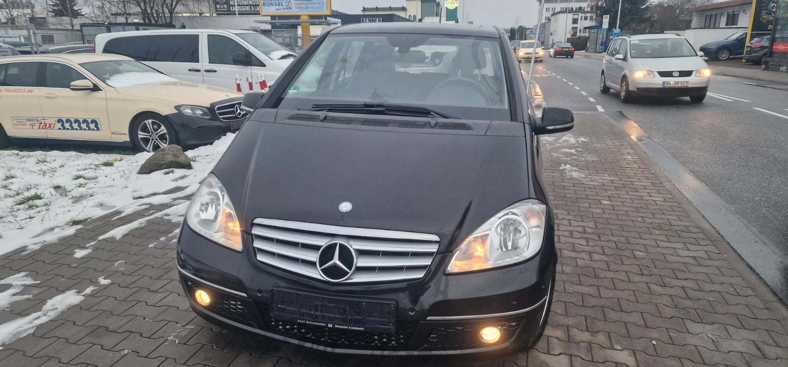 Mercedes-Benz A 200. Avantgarde. Automatik. TÜV 2. 2028