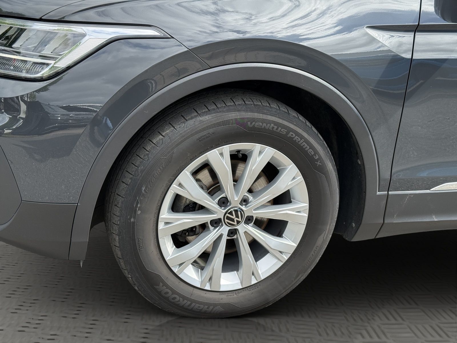 Volkswagen Tiguan - Bild 8