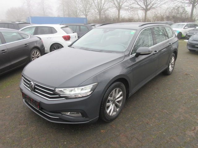 Volkswagen Passat Variant Business 2.0 TDI NAVI AHK KAMERA