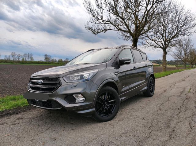 Ford Kuga ST-line