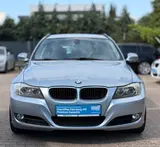 BMW 318d E91  Navi PDC Temp - BMW aus 2011: Kombi