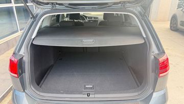 Volkswagen Golf - 6