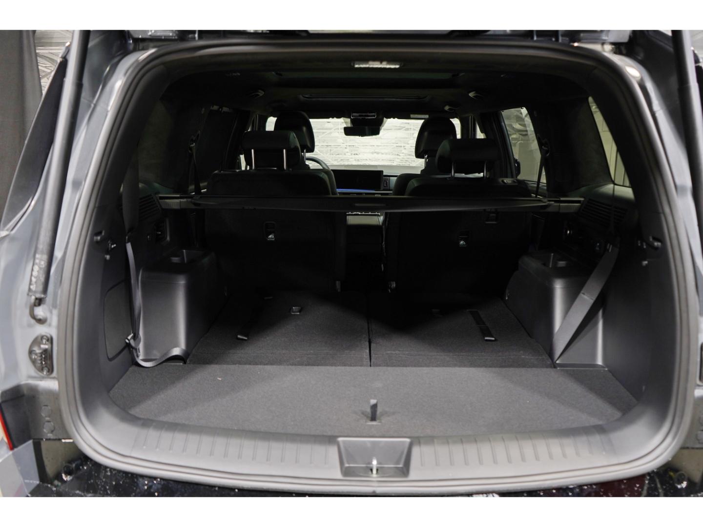Hyundai SANTA FE 6-Sitzer Hybrid 1.6 T-GDI Blackline BOS