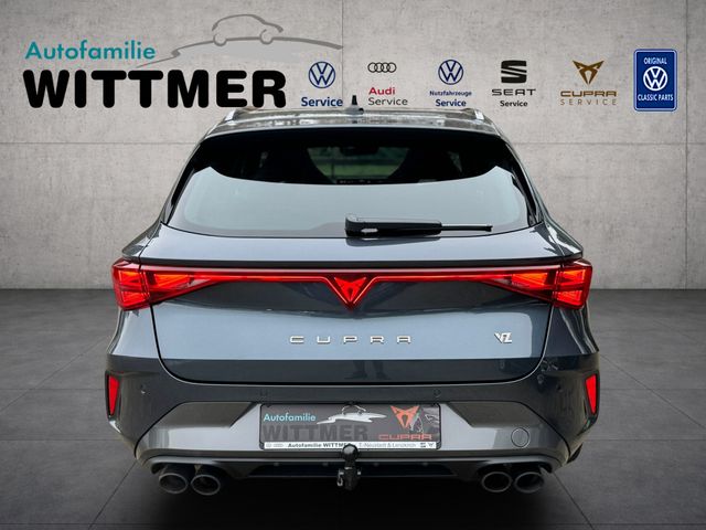 Leon ST VZ 2.0TSI 333PS DSG 4WD ACC/AHK/PANO/LED