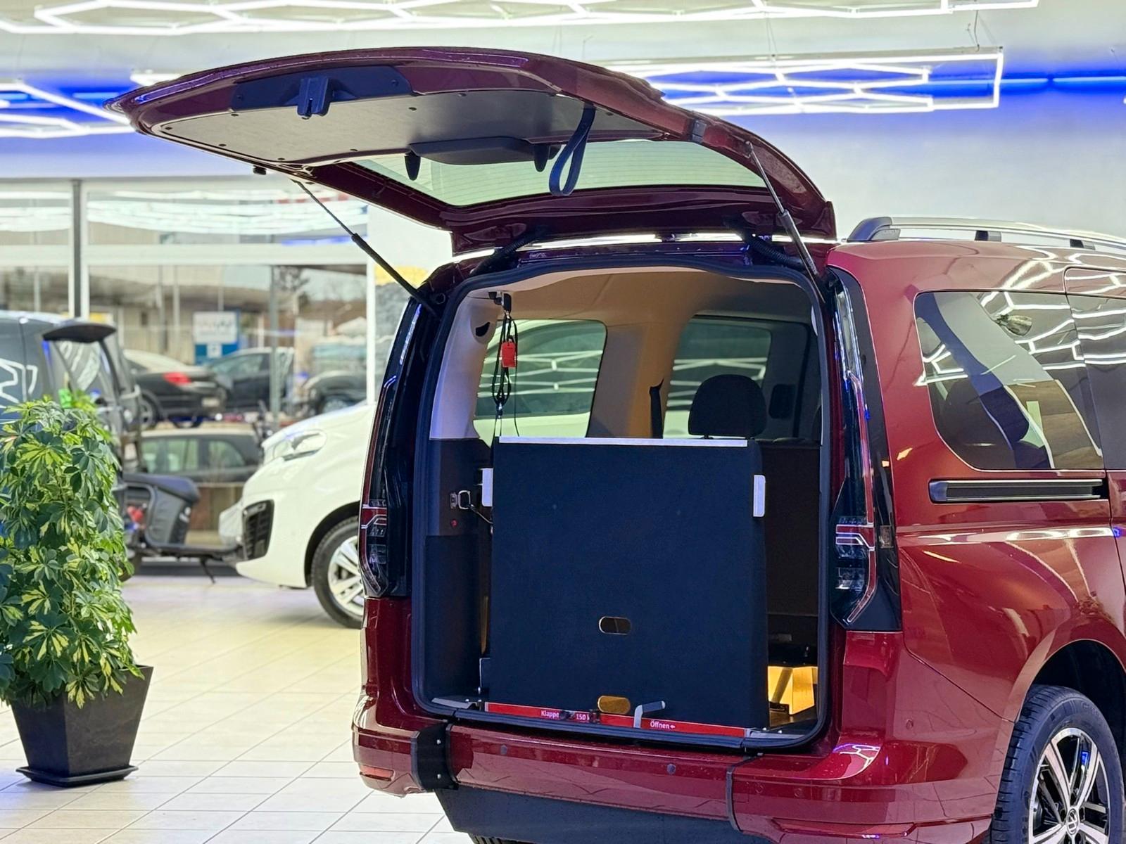 Volkswagen Caddy Style Maxi-DSG-Behindertengerecht-Rampe