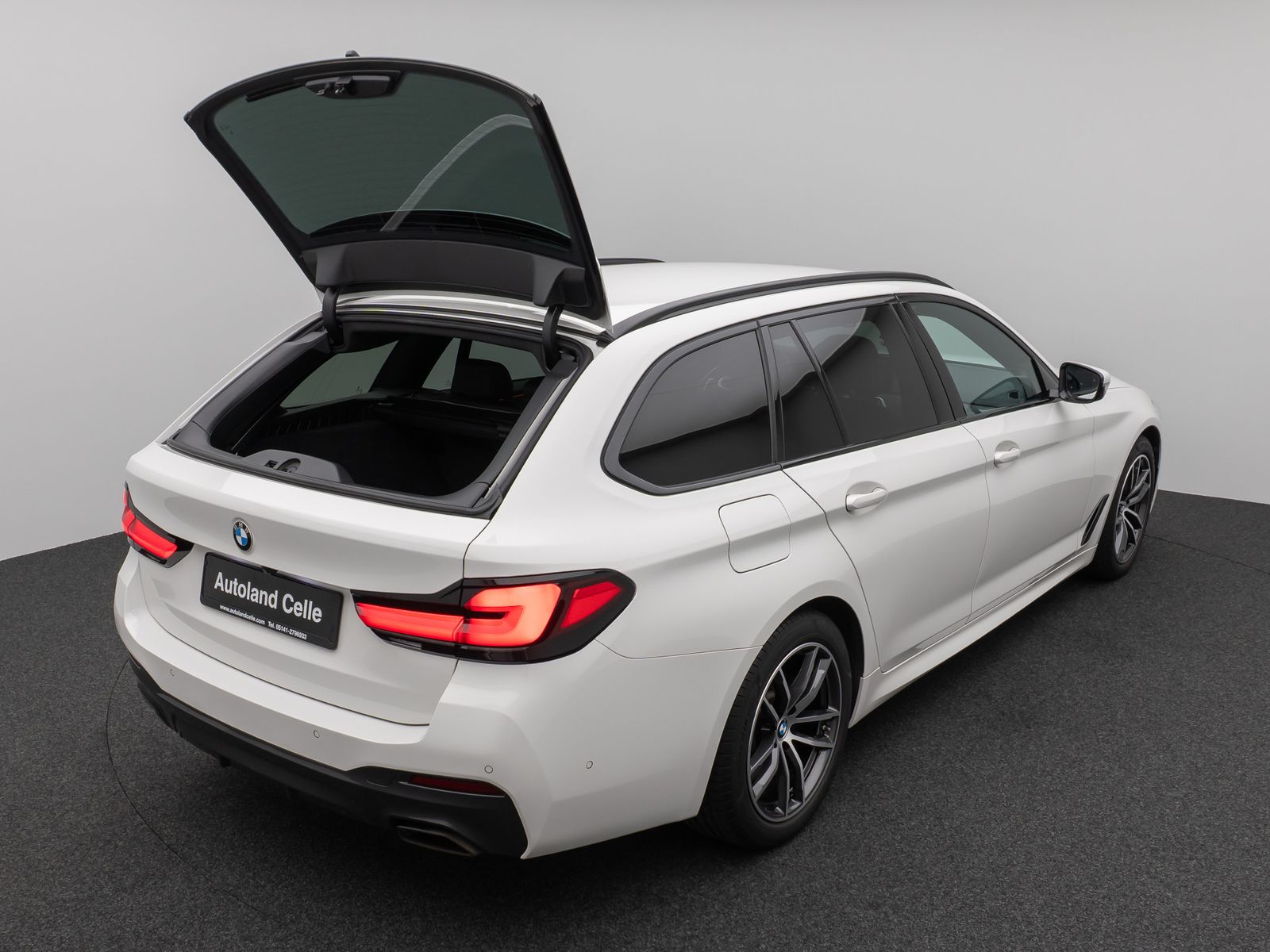 Fahrzeugabbildung BMW 540d xD M Sport Kamera Laser HUD DAB H/K Komfort