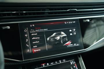 2021 AUDI RSQ8 — миниатюра 41