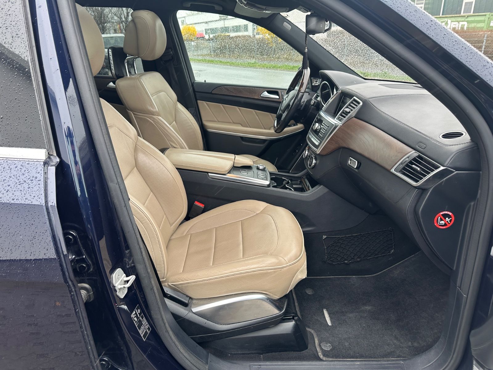 Fahrzeugabbildung Mercedes-Benz GL 500 4Matic AMG/7 Sitze/Navi/ILS/Pano/Kam/AHK