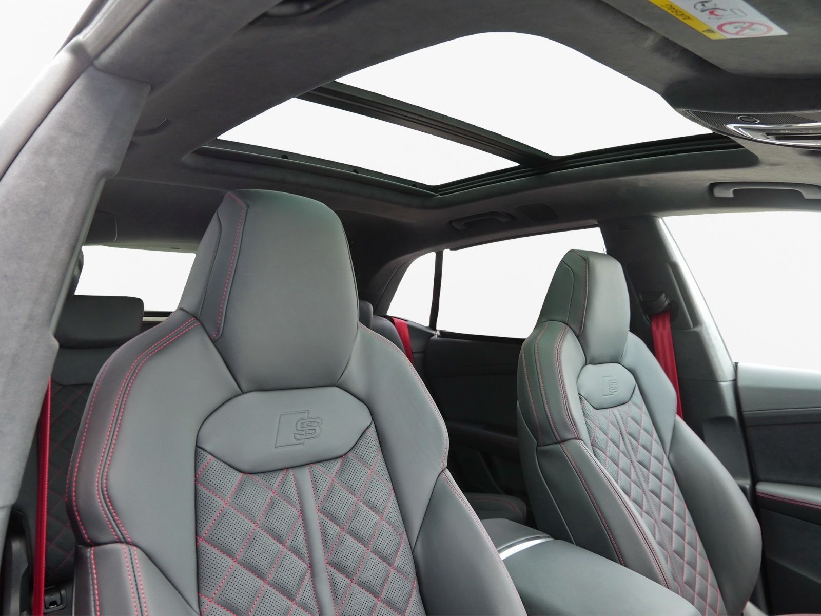 Audi SQ8 - Bild 10