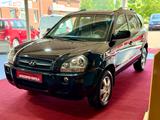 Hyundai Tucson 2.7 GLS 4WD /Automatik/Leder/Klima/TüvNEU - Hyundai TUCSON aus 2005
