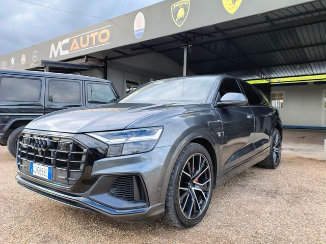 AUDI Audi Q8 55 TFSI e quattro tiptronic Sport