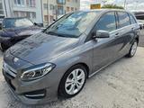Mercedes-Benz B 220 2,1 CDI  130 kW  AUTOMATIK*KAMERA - Mercedes-Benz A130