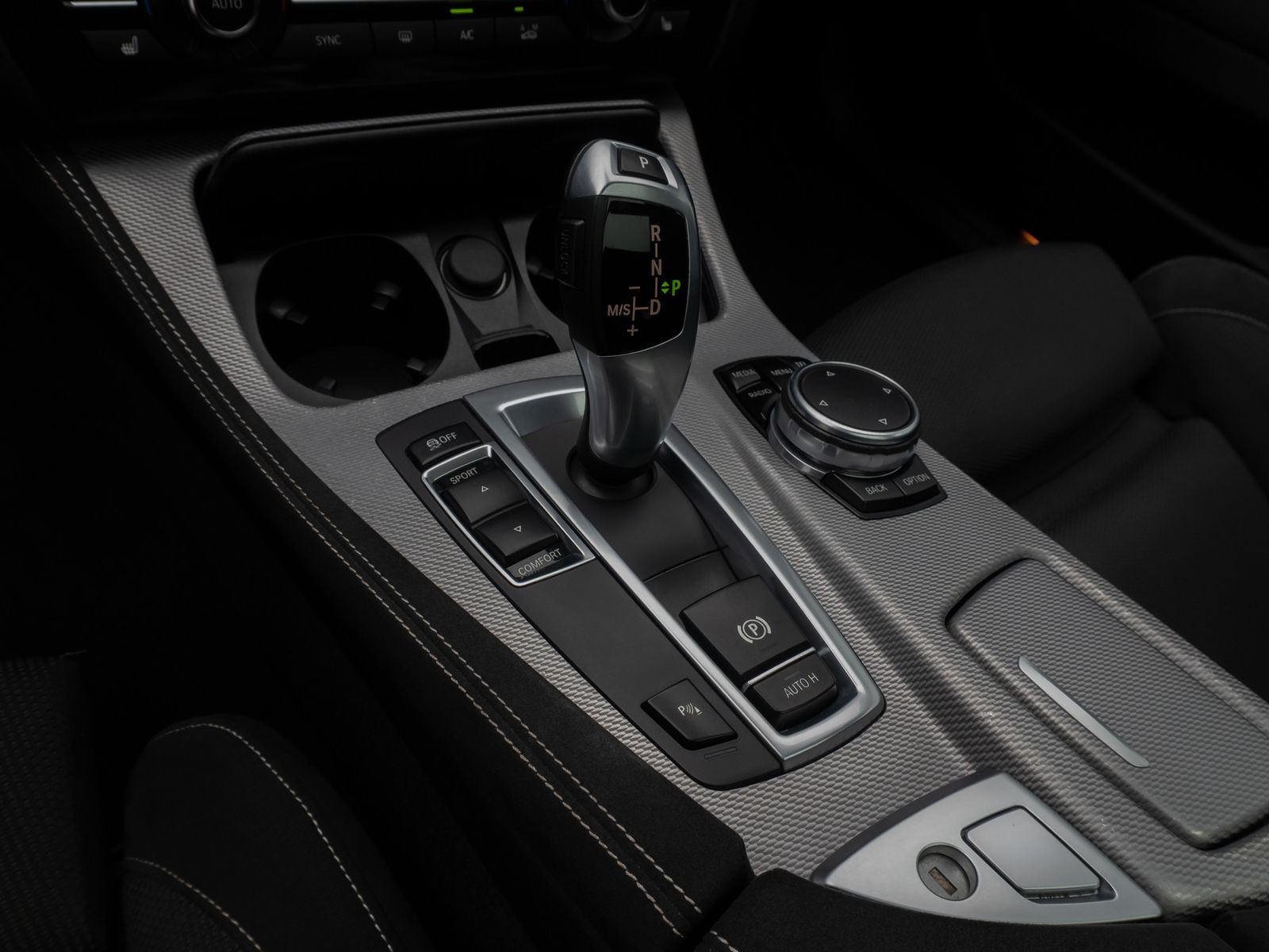 Fahrzeugabbildung BMW 530d M Sport Kamera H/K Alarm HUD Panorama AHK