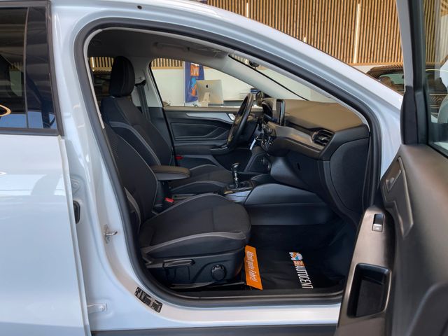 Ford Focus Turnier Cool & Connect 1.5 TDCi*NAVI*LED*