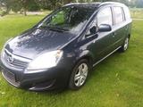 Opel Zafira 1.6  Edition,KLIMA! AHK!7SITZER! Facelift - Opel Zafira: Facelift