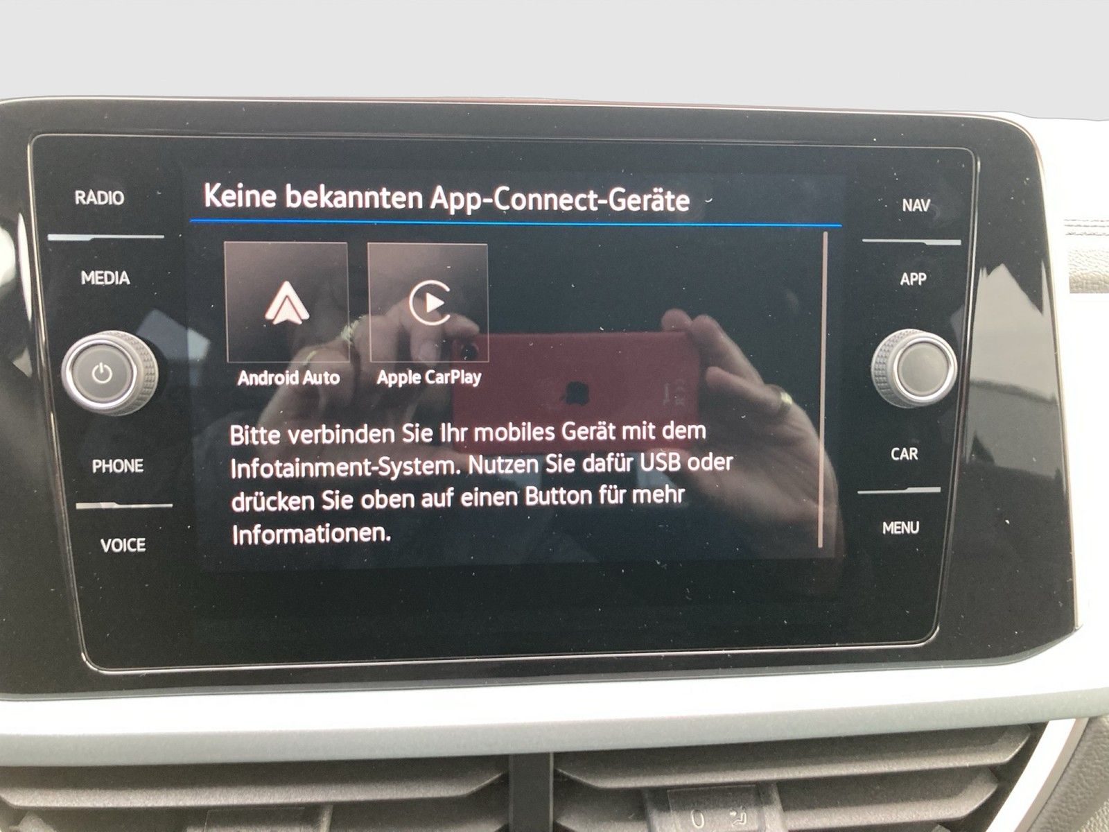 Fahrzeugabbildung Volkswagen T-Roc TSI Goal DSG LEDplus Navi AID ACC SHZ Park
