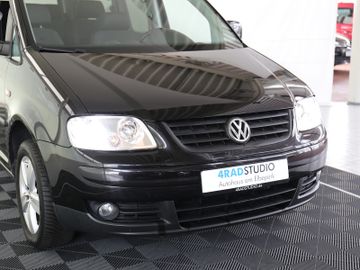 Volkswagen Caddy Maxi 2.0TDI 103kW LED KLIMA 7-SITZ AHK