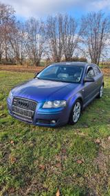 Audi A3 3.2 V6 tiptronic Sportback Ambiente - Audi A3 mit Benzin-Antrieb: Sportwagen, Automatik