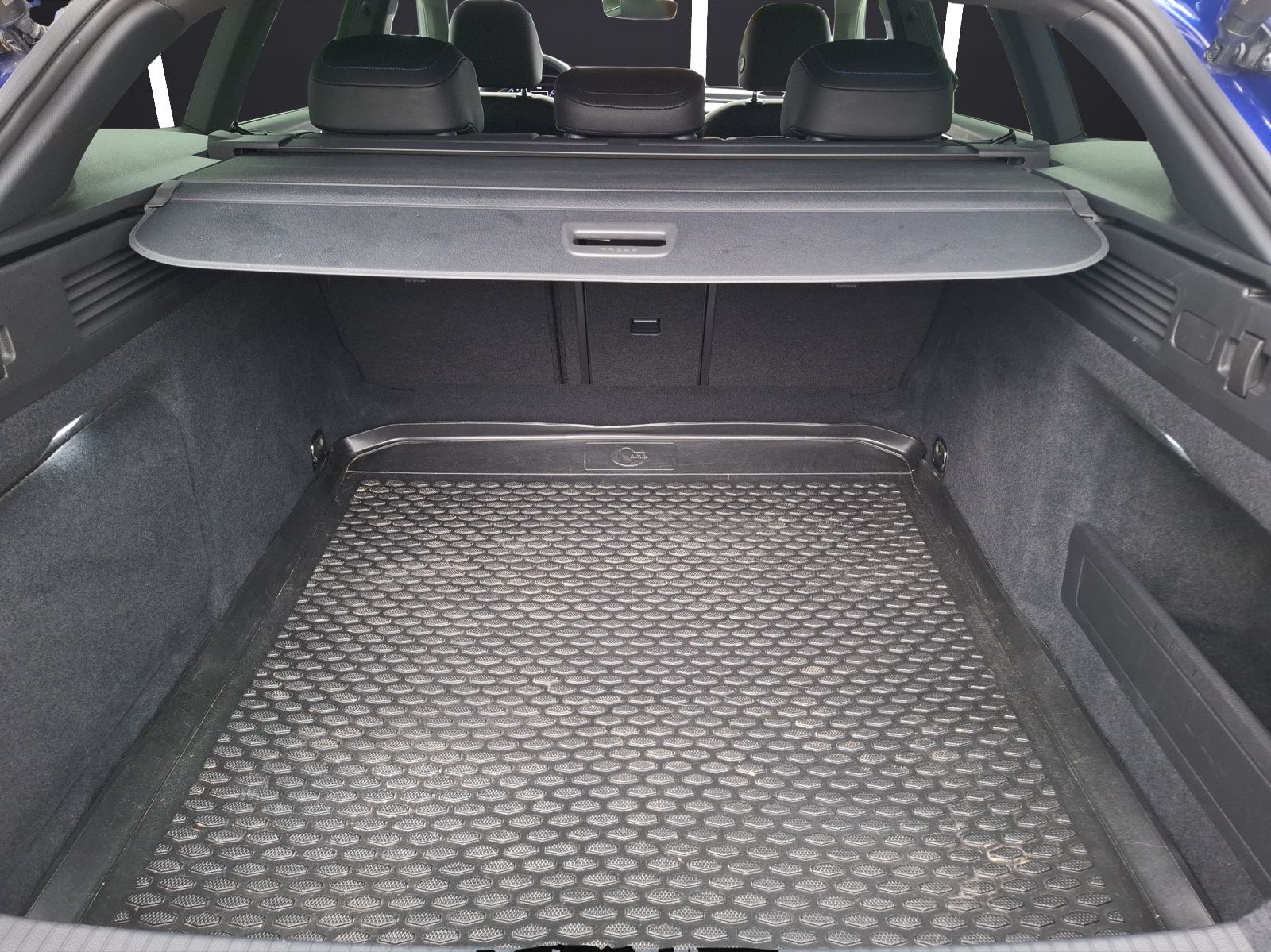 Fahrzeugabbildung Volkswagen Arteon SB R DSG 4M Matrix AID ACC RFK Harman 20"