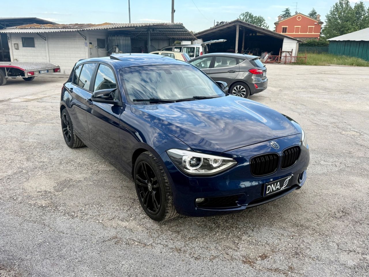 BMW 118