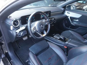 Mercedes CLA 200 - 8