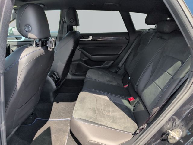 Arteon Shooting Brake R 2.0 TSI DSG PANO+RFK+LED