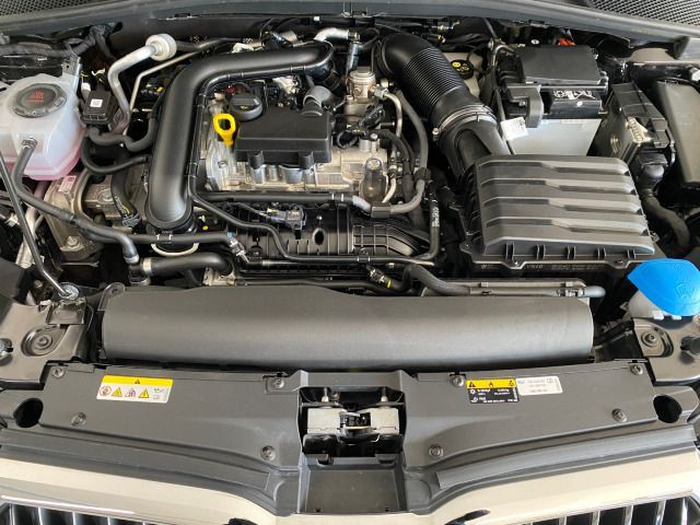 Fabia IV Essence 1.0 TSI KLIMA+EPH+LED+GRA