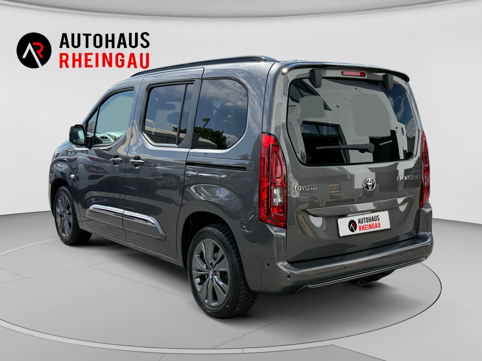 Fahrzeugabbildung Toyota Proace City Verso 1.5 D-4D L1 Executive S/S PANO