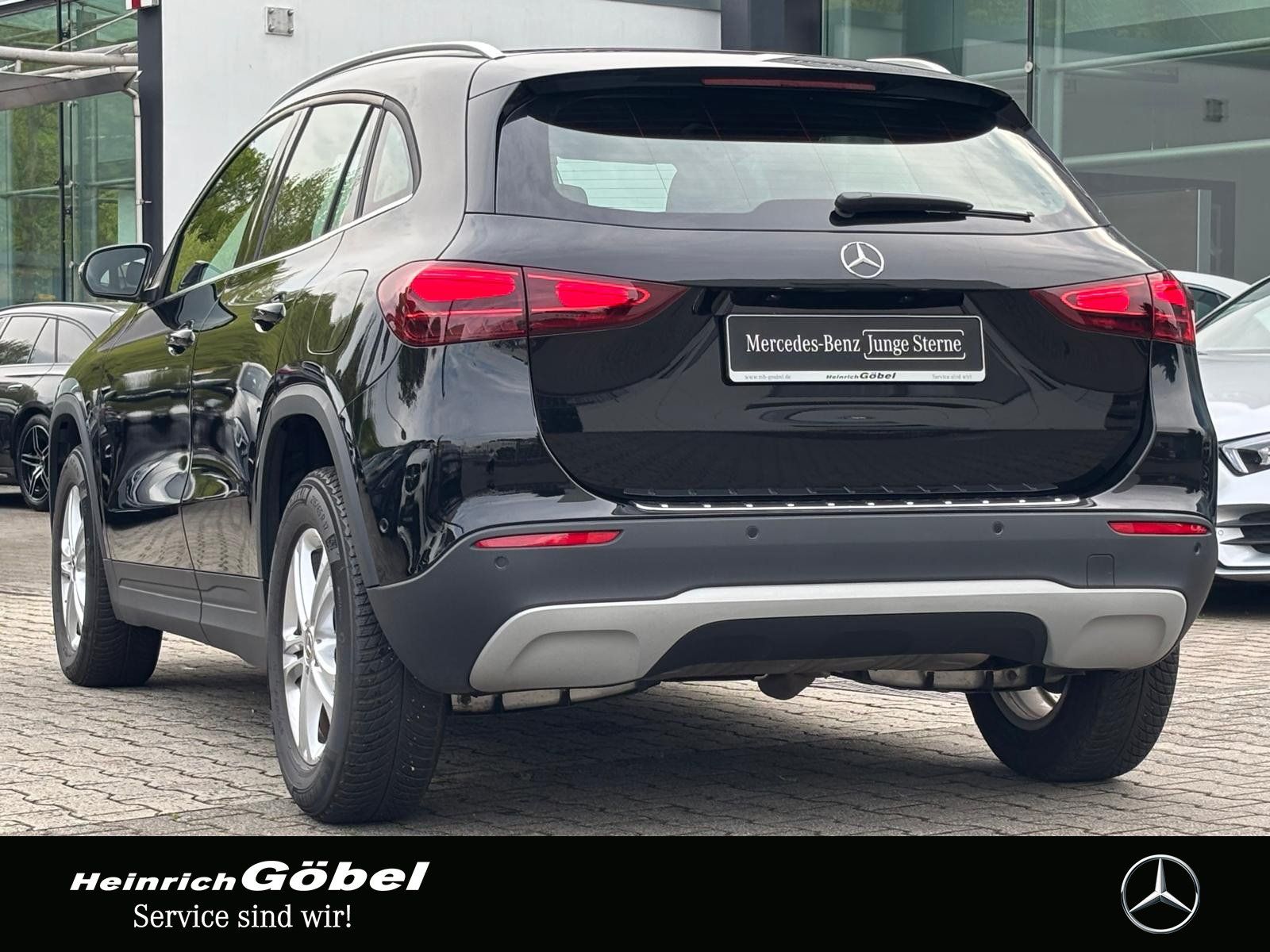 Fahrzeugabbildung Mercedes-Benz GLA 200 ENTRY-ADV. LED KAM NAVI SHA EPHK SPI SH