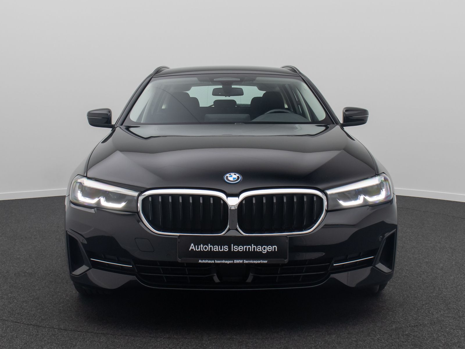 Fahrzeugabbildung BMW 530e Alarm Stop&Go Kamera DAB MSport Parkassist