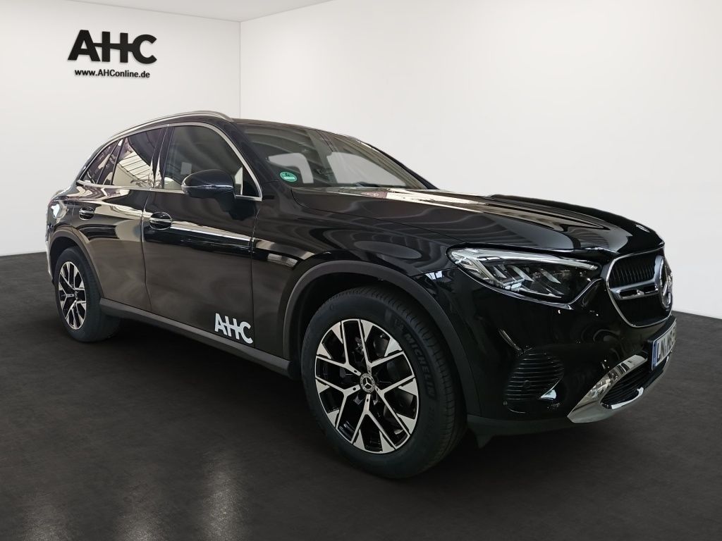 Fahrzeugabbildung Mercedes-Benz GLC 200 4MATIC +360+AHK+Winter+Akustikglas+LED+