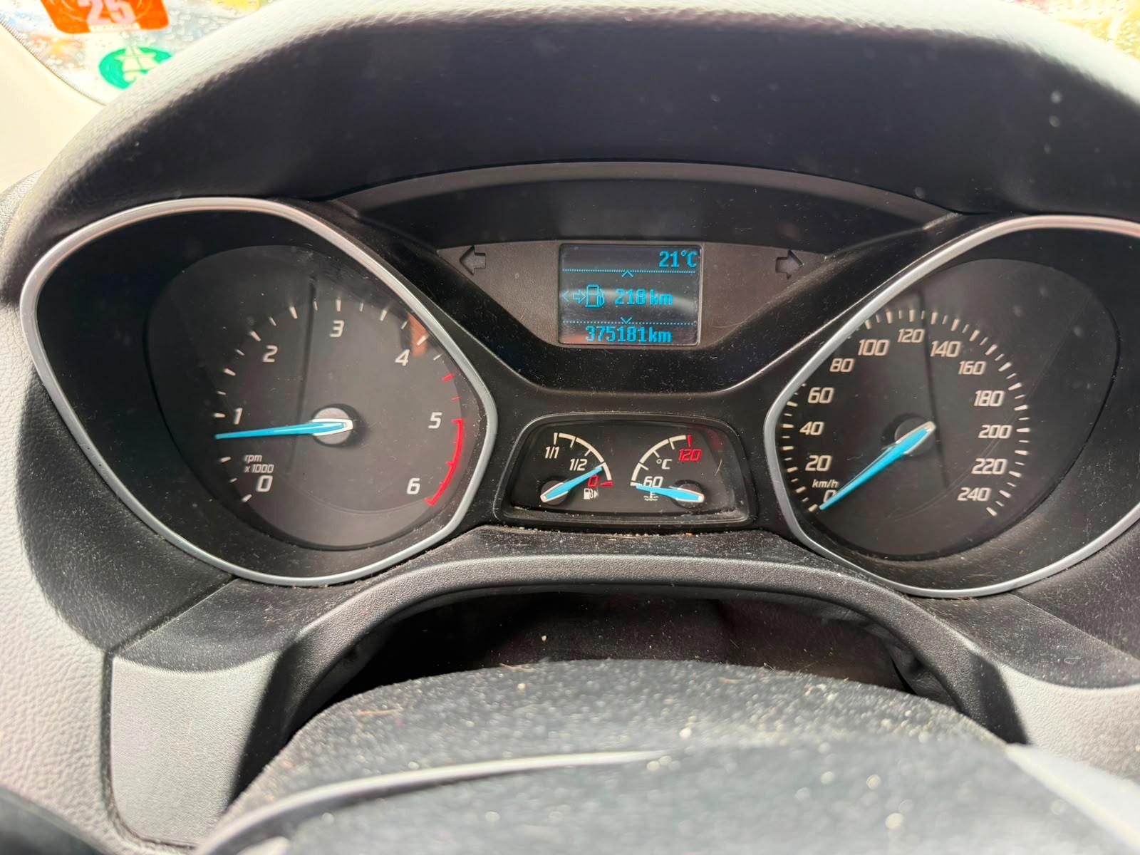 Ford Focus 2013 — photo 13