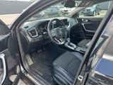 Kia XCeed 1.4 TGDI Spirit 1.Hand LED R.Kamera JBL - schwarze Kia XCeed