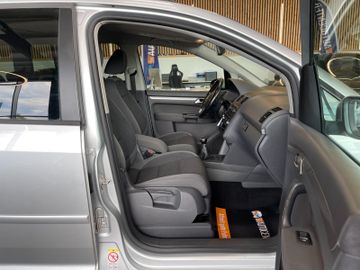 Volkswagen Touran Comfortline *7.SITZER*TEMPOMAT*KLIMA*AHK*