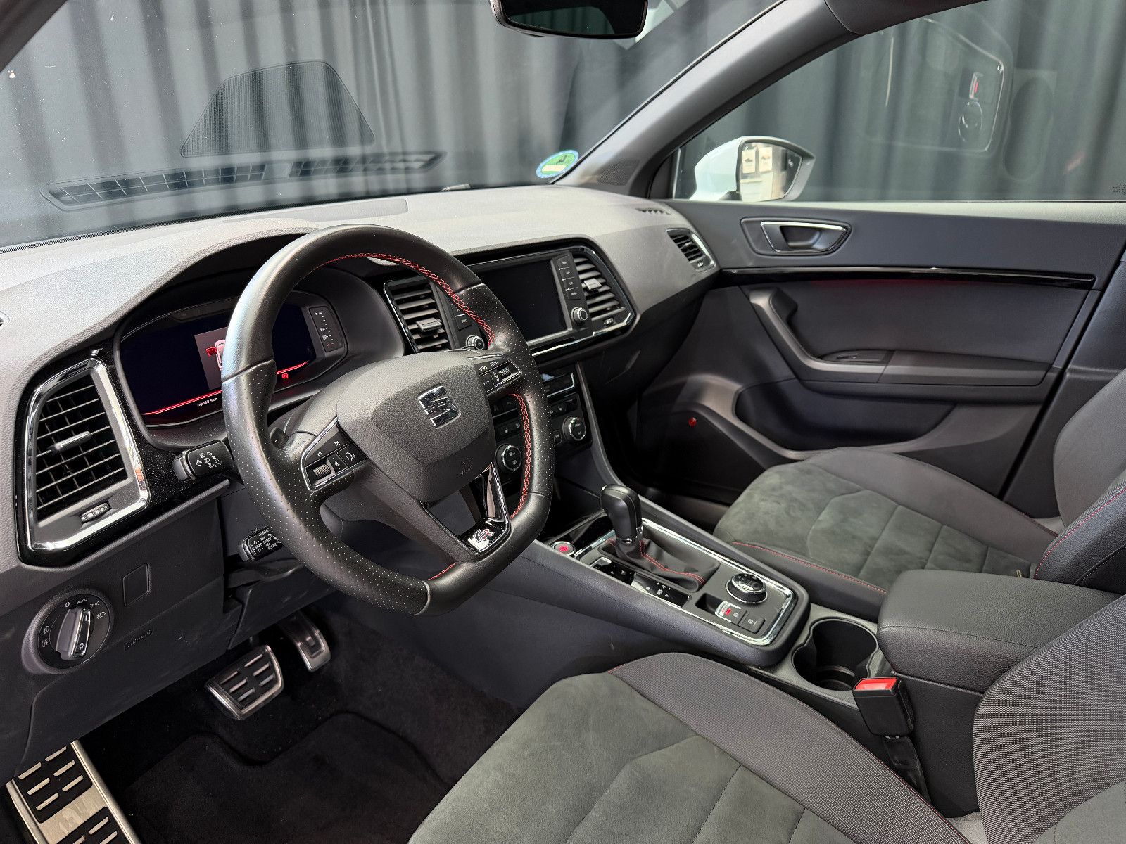 Fahrzeugabbildung SEAT Ateca FR|BEATS|AHK|RF-CAM|LED|1-HD