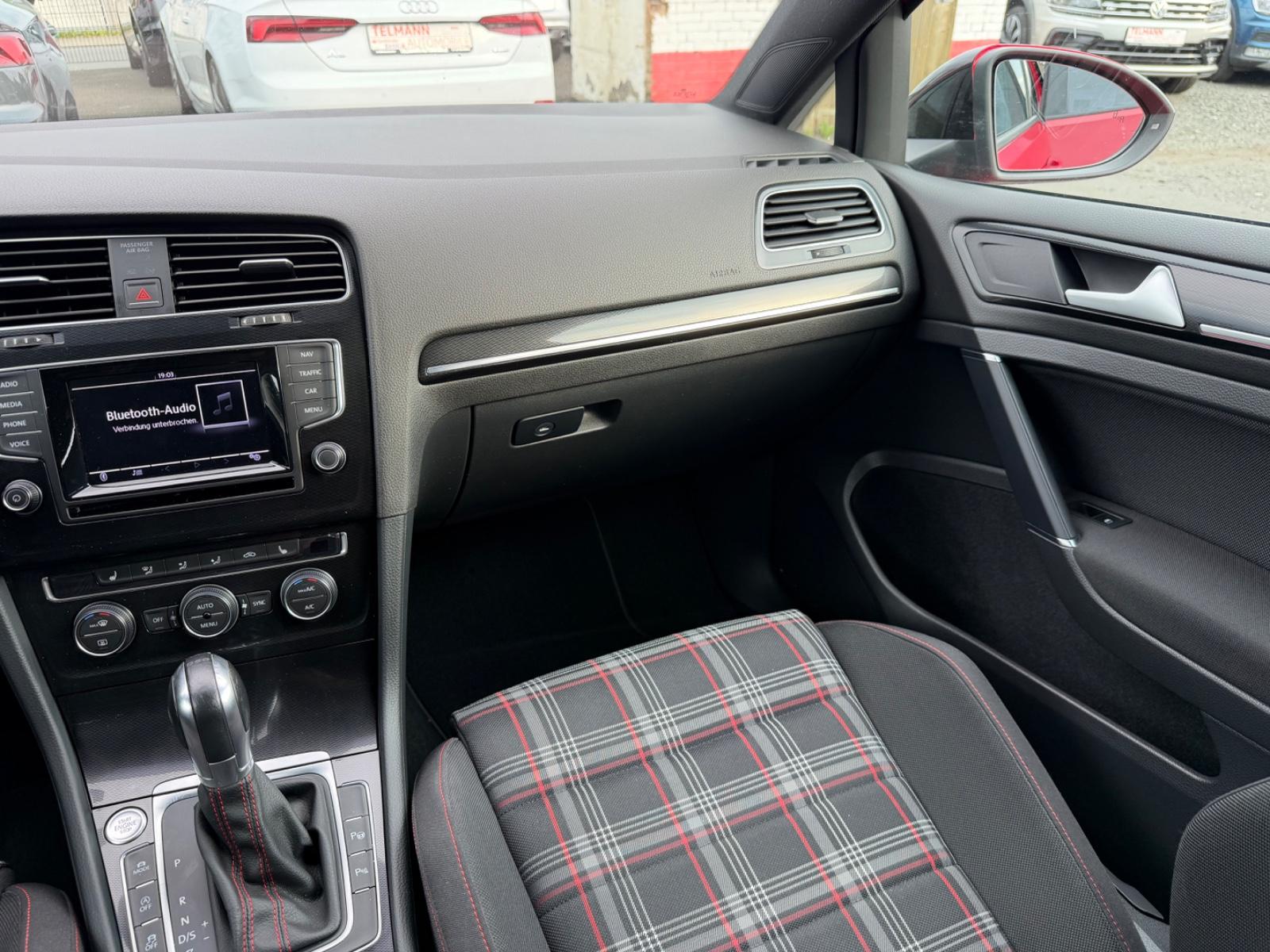 VOLKSWAGEN GOLF VII LIM. GTI PERFORMANCE BMT 230 ch BVA - PACK SPORT - VOLANT EN CUIR