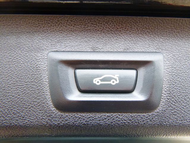 Fahrzeugabbildung BMW 520d Touring Sport Line>AUT/Sport-Line/PANO/NAV<