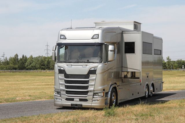 Scania S500 Interhorse Popout und Popup 5-6 Pferde