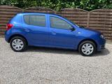Dacia Sandero 0.9 TCE Laureate Klima 1.Hand NUR 16TKM! - Dacia Sandero Gebrauchtwagen in Leipzig