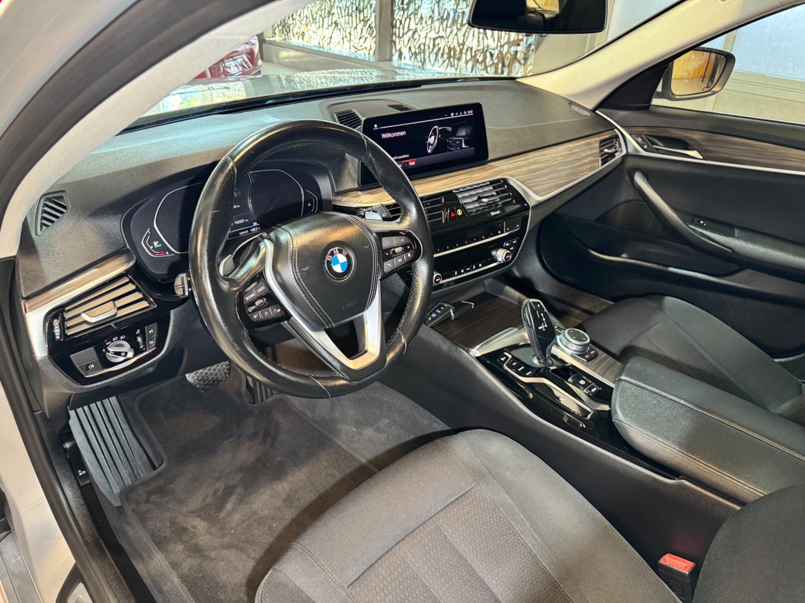 BMW 540 d xDrive Touring Aut. ~PANO~LED~NAVI~, миниатюра 15